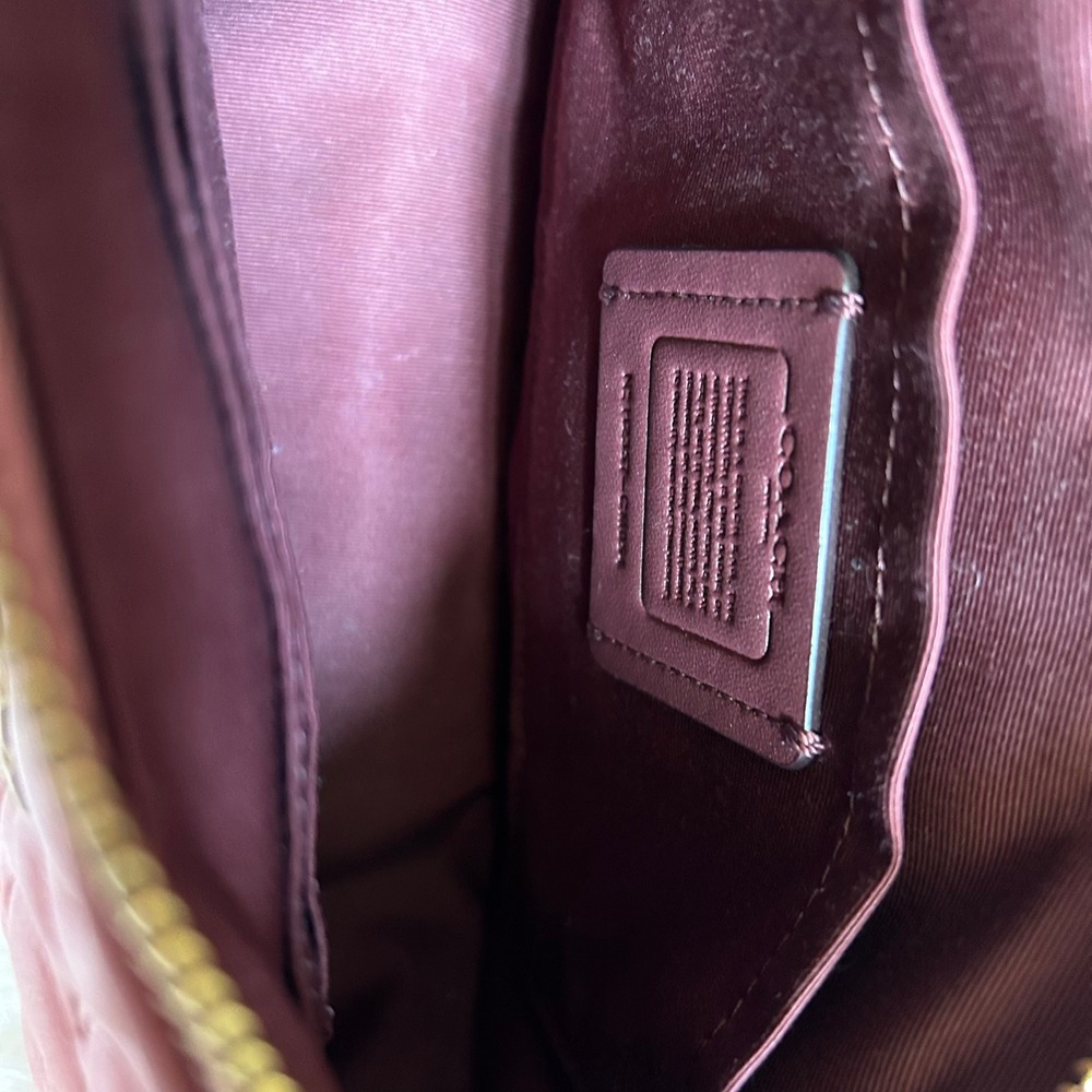 Coach Teri Pink Signature Leather Shoulder Bag Excellent - Picture 5 of 9